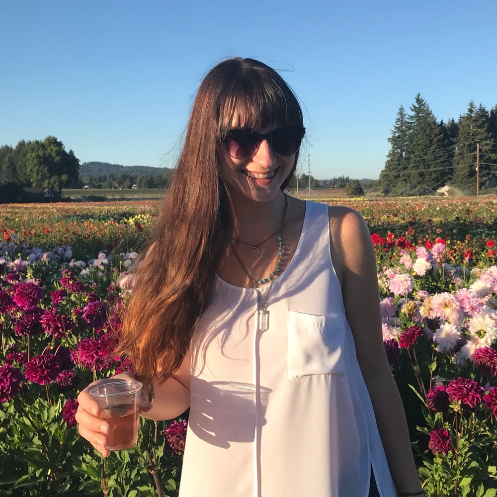 Meet your Posher, Dana